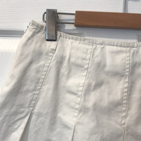 White tennis skirt 💘 - Picture 3 of 6